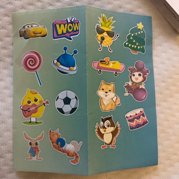 iPhone 15 pro max yellow case NEW in packaging never used - Picture 6 of 7